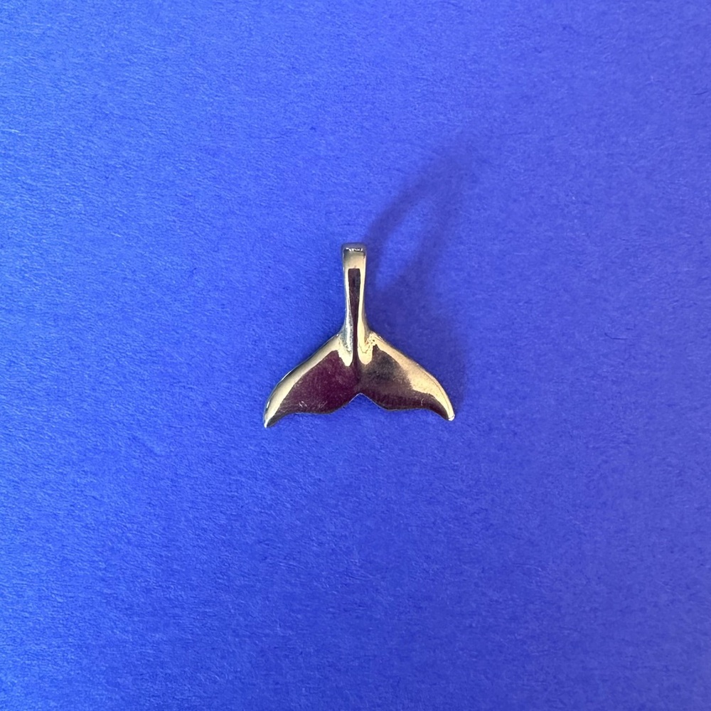 14k gold whales tale charm